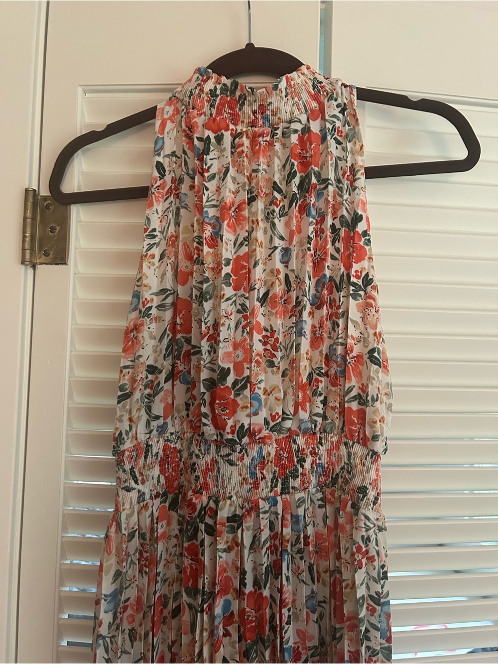 NWT Petal and Pup Floral Pleated Midi Dress Hugh Neck Smocked Waist Sz 2 Deanna - Picture 3 of 7